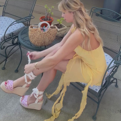 NEWVEUX's Inclusive Bundle Customizable Travel Sandal Set